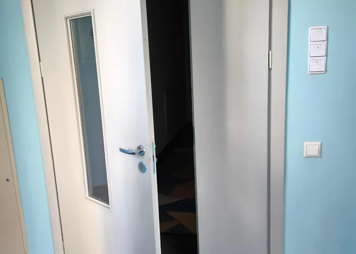 Bell Parking Space קלייפדה