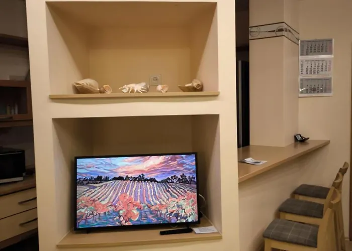 Bell Parking Space * קלייפדה